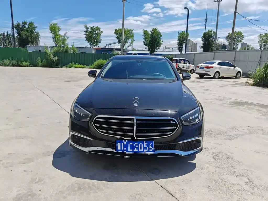 Mercedes-Benz E-Class 2021