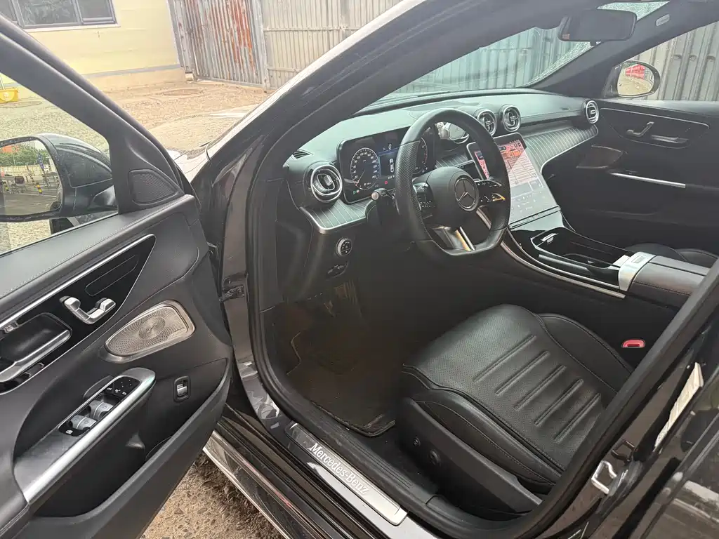 Mercedes-Benz C-Class 2022 — фото 4