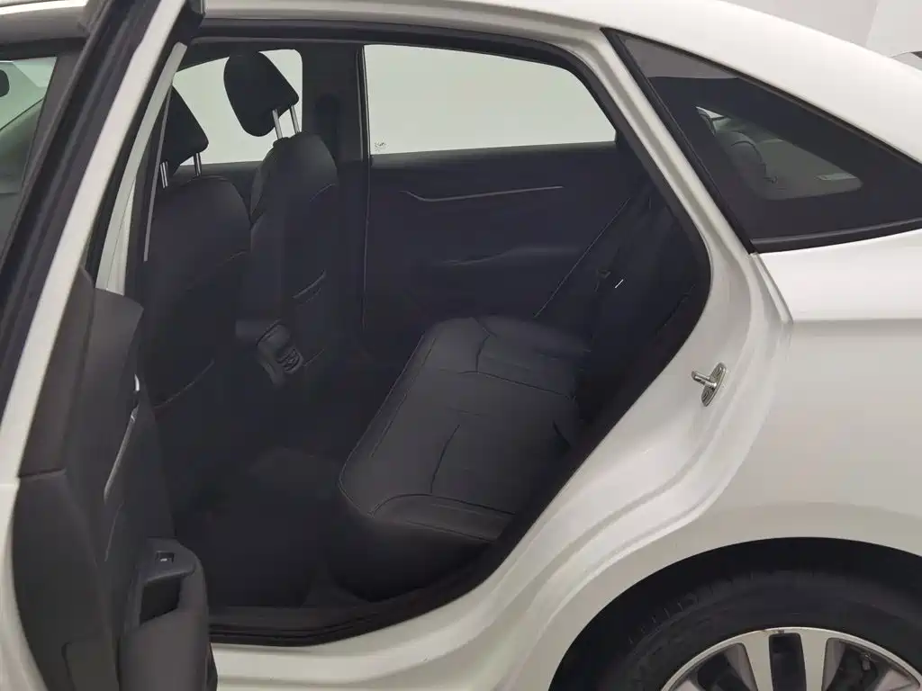 Buick Excelle GT 2019 — фото 15