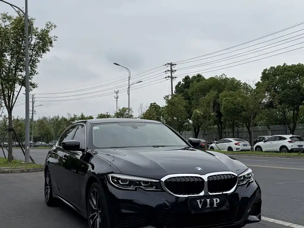 BMW 3 Series 2021