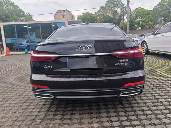 Audi A6L 2020