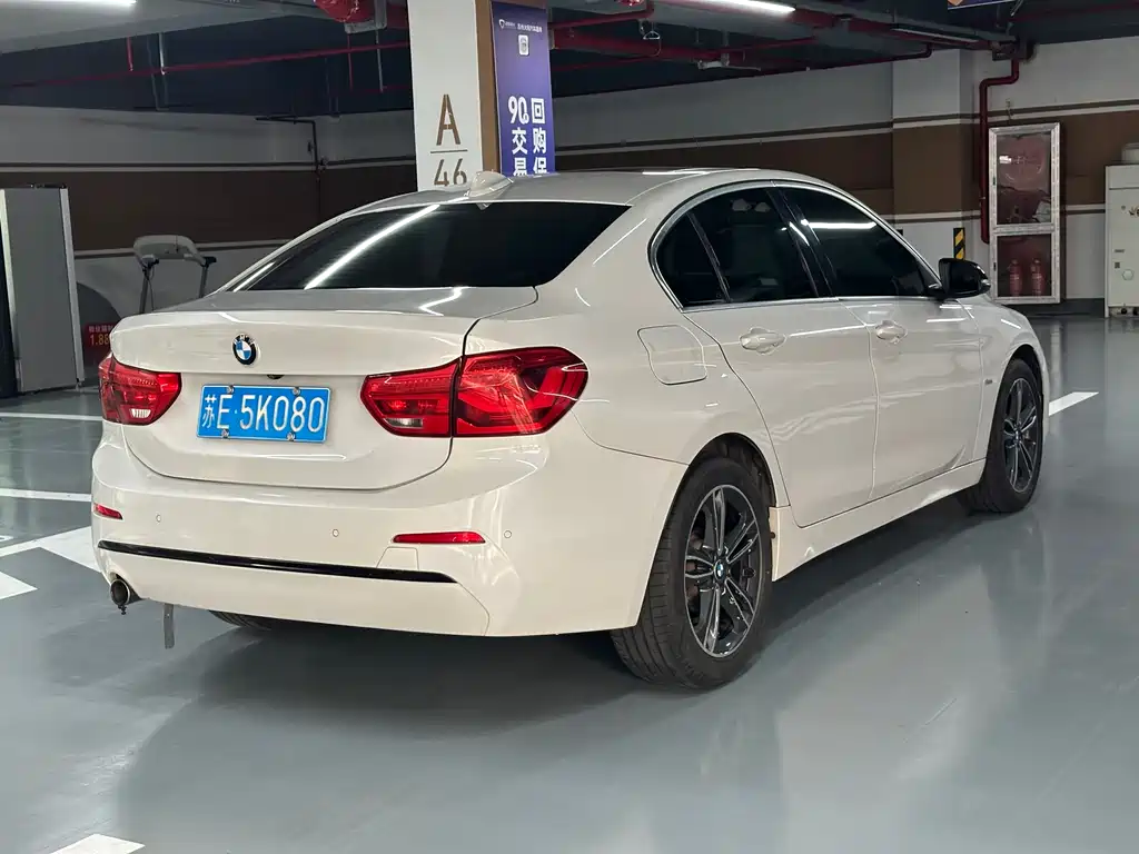 BMW 1 Series 2018 — фото 5