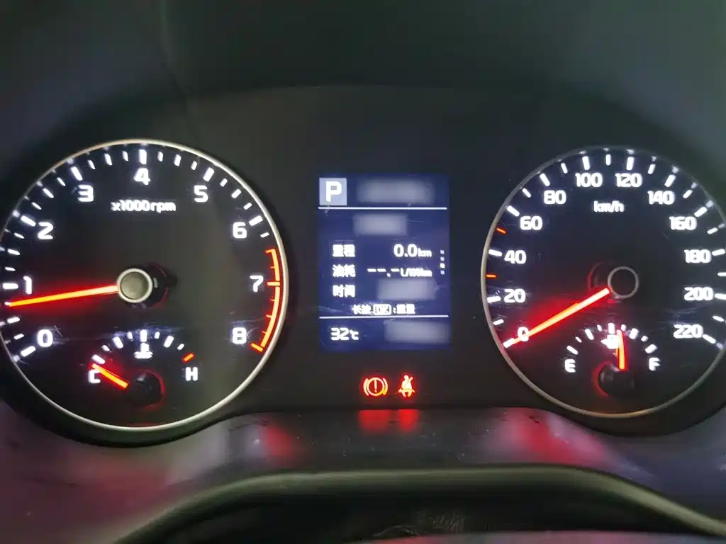Kia KX Cross 2018 — фото 4