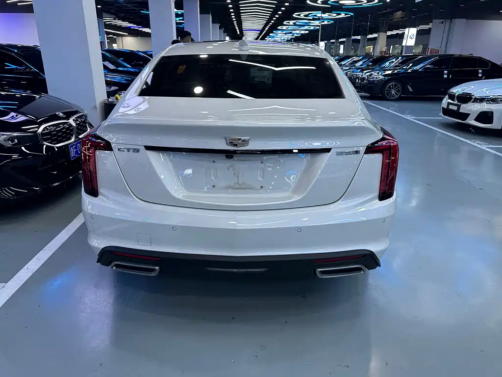 Cadillac CT5 2024 — фото 15