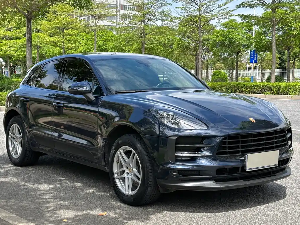 Porsche Macan 2022 — фото 14