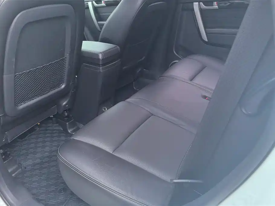 Chevrolet Captiva 2017 — фото 11