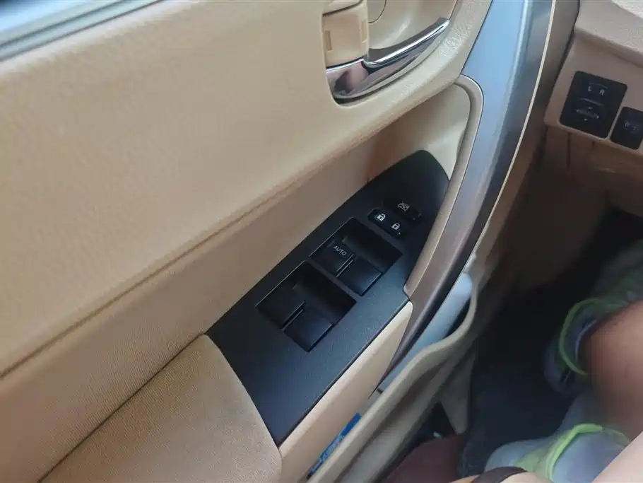 Toyota Corolla 2015