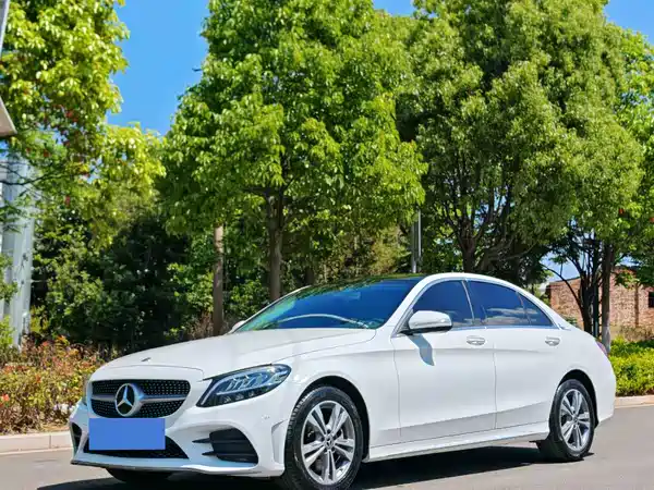 Mercedes-Benz C-Class 2020