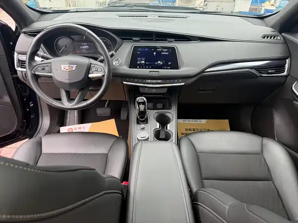 Cadillac XT4 2022
