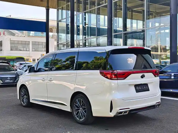 GAC Trumpchi M8 2020