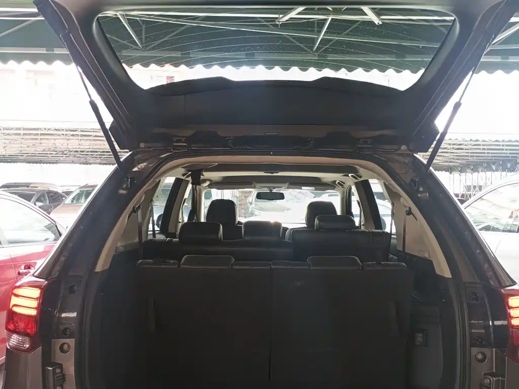 Mitsubishi Outlander 2020 — фото 9