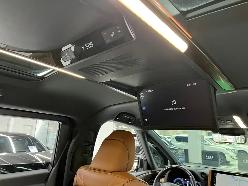 Toyota Alphard 2024 — фото 16