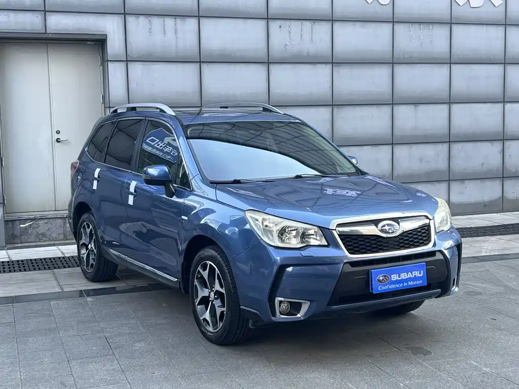 Subaru Forester 2014 — фото 3