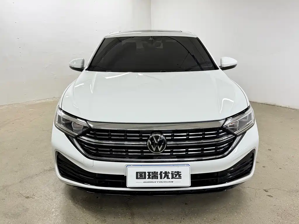 Volkswagen Sagitar 2023