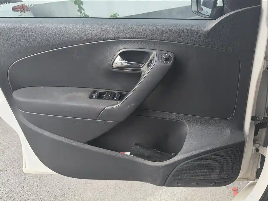 Volkswagen Polo 2016