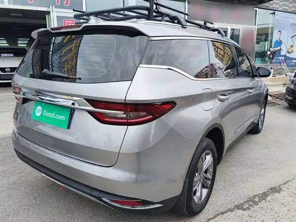 Geely Jiaji 2022