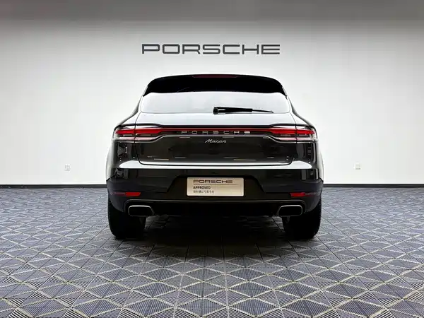 Porsche Macan 2021