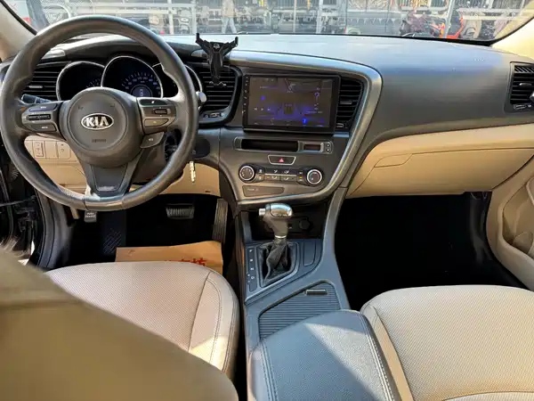 Kia K5 2015