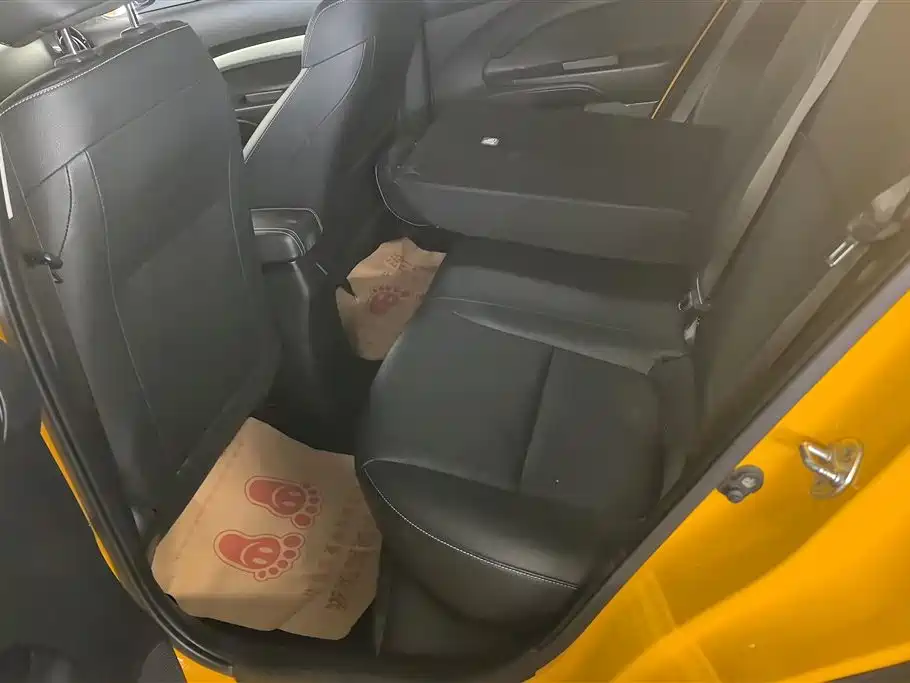 Kia KX1 2019 — фото 10