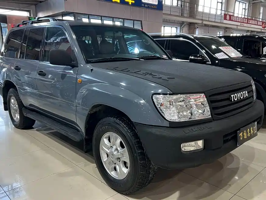 Toyota Land Cruiser 2005 — фото 3