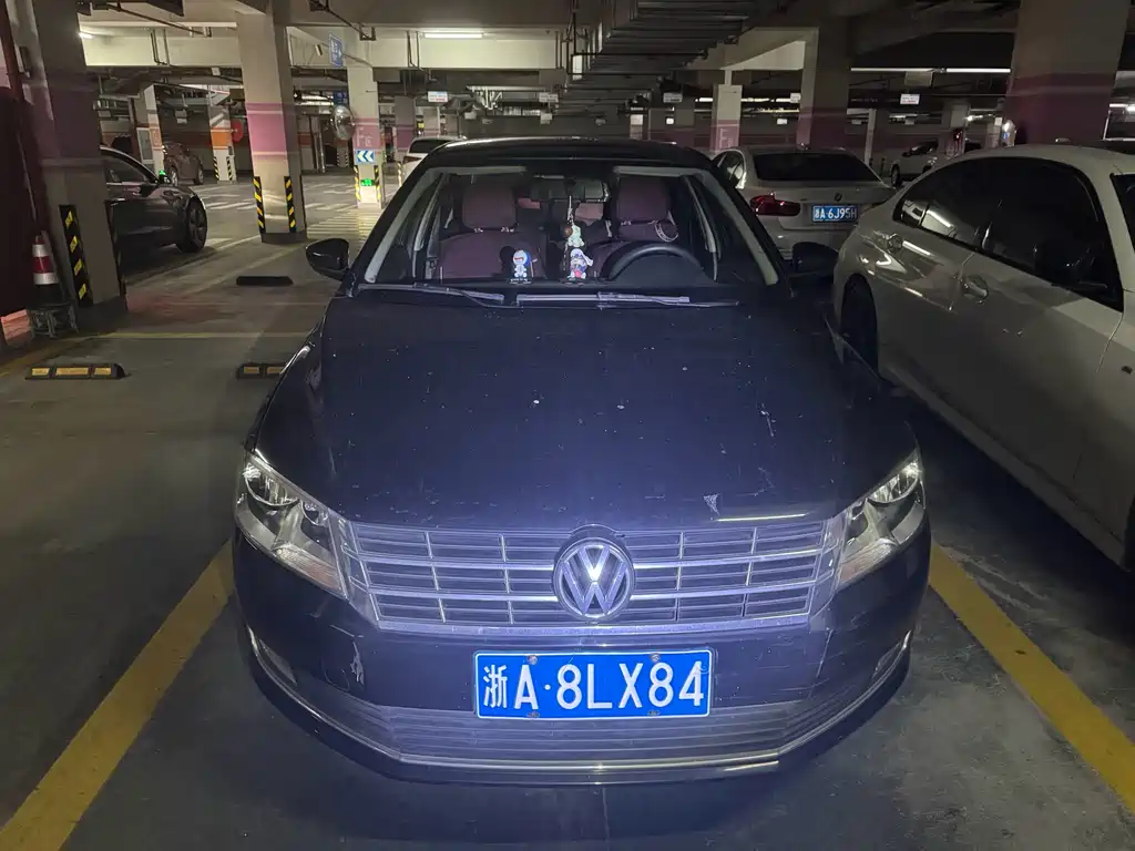 Volkswagen Lavida 2015