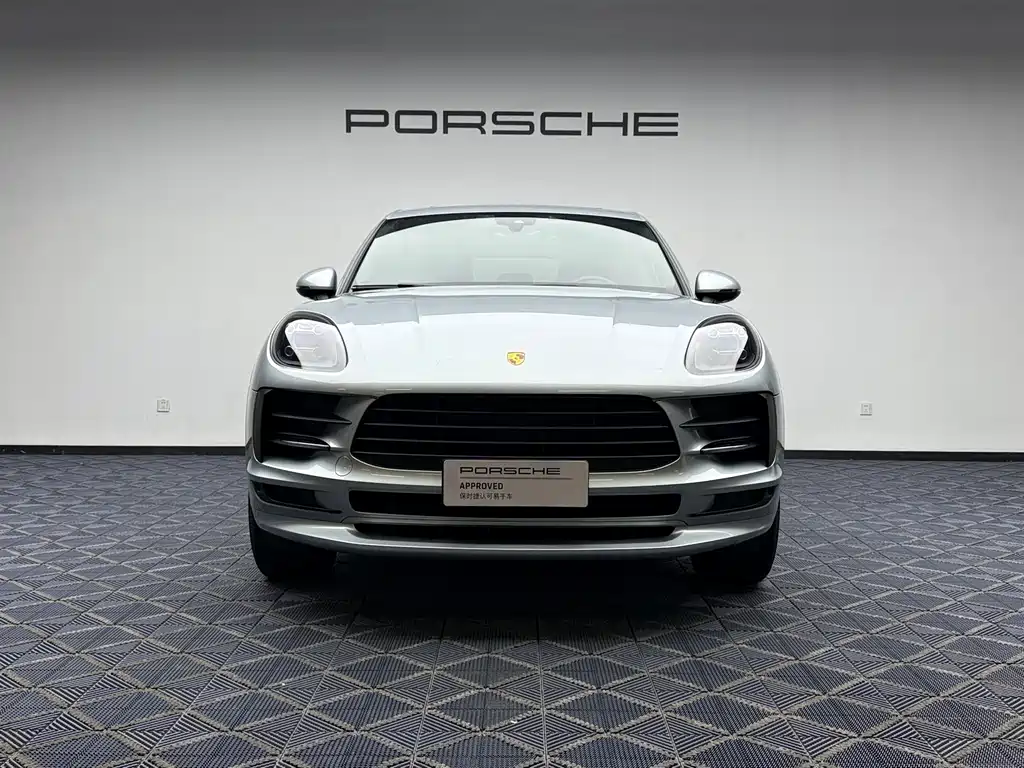 Porsche Macan 2019 — фото 14