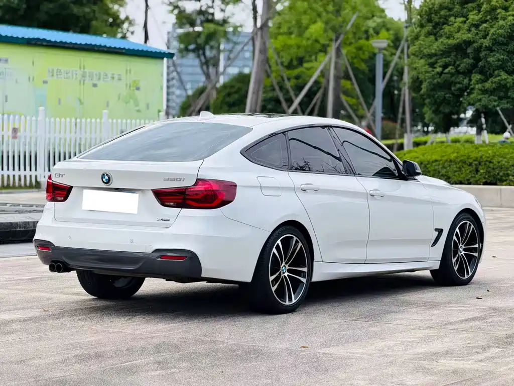 BMW 3 Series GT 2020 — фото 11