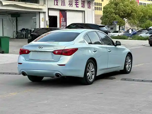 Infiniti Q50 2014