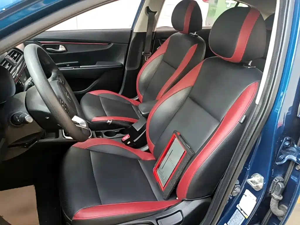 Kia KX Cross 2018 — фото 15