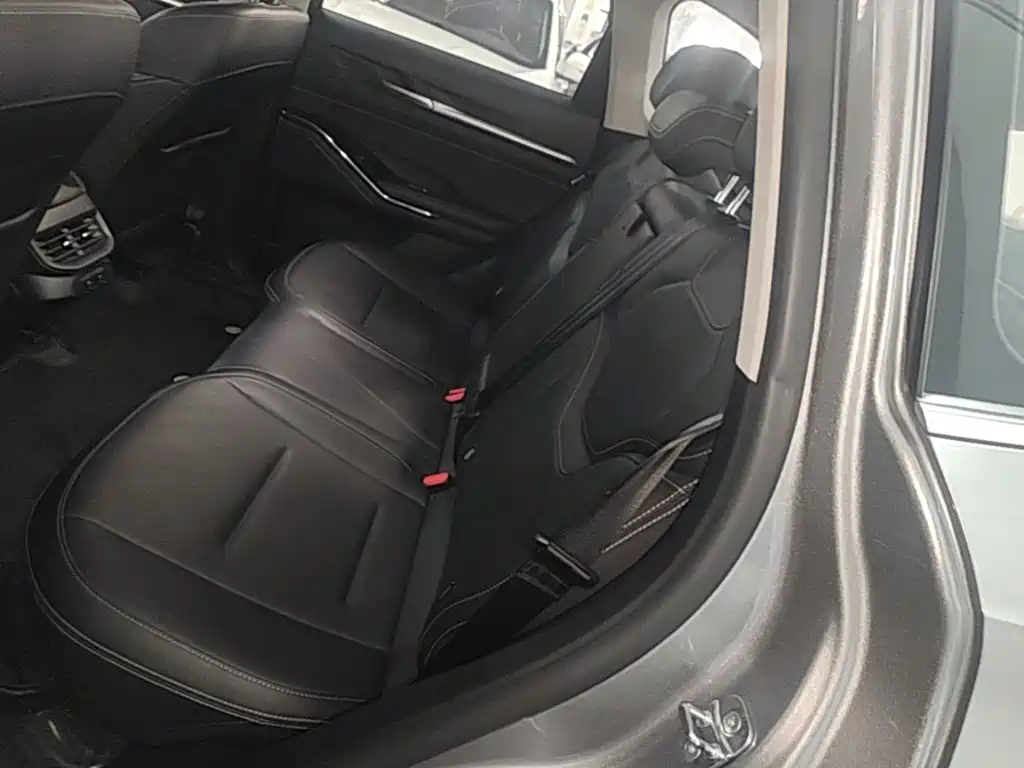 Haval H6 2023 — фото 17