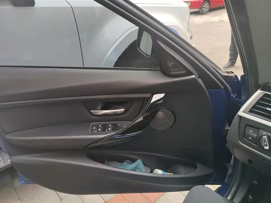 BMW 3 Series 2018