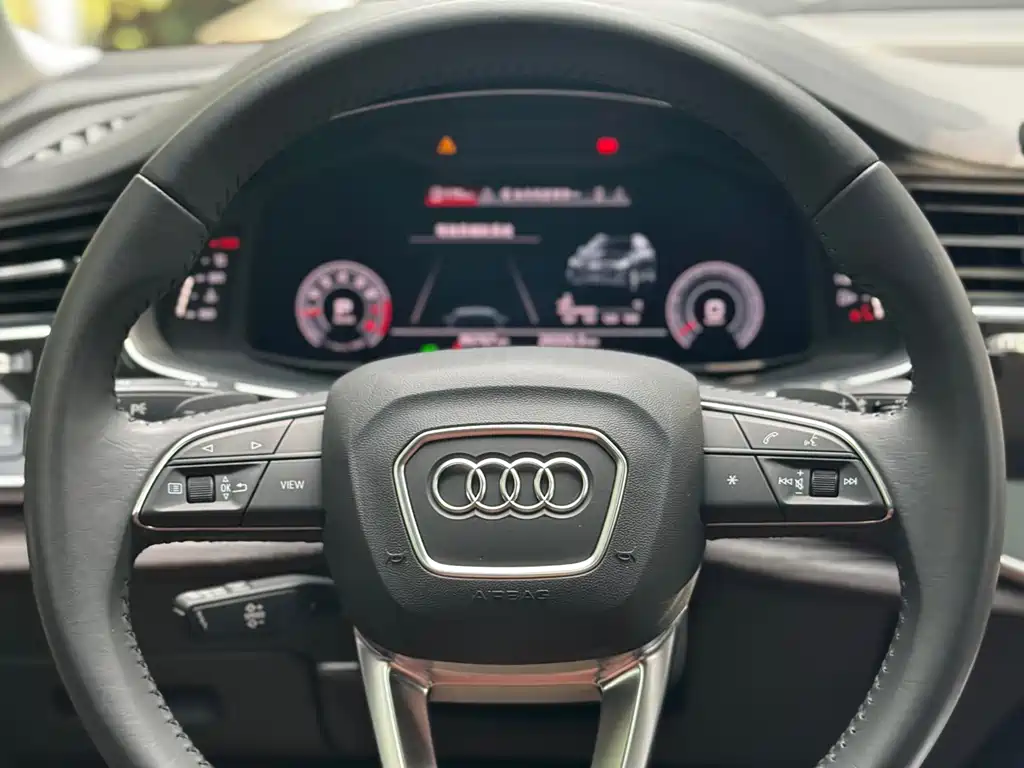 Audi Q7 2020 — фото 14