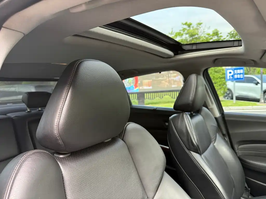 Acura TLX 2015 — фото 16