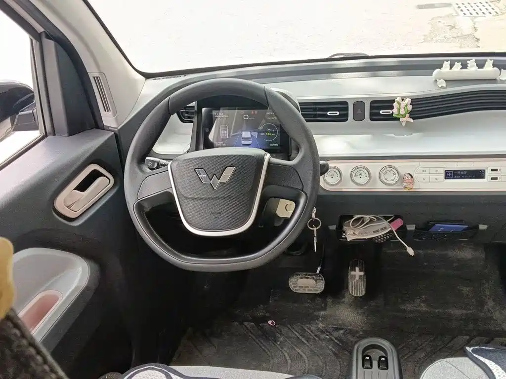 Wuling MINIEV 2023
