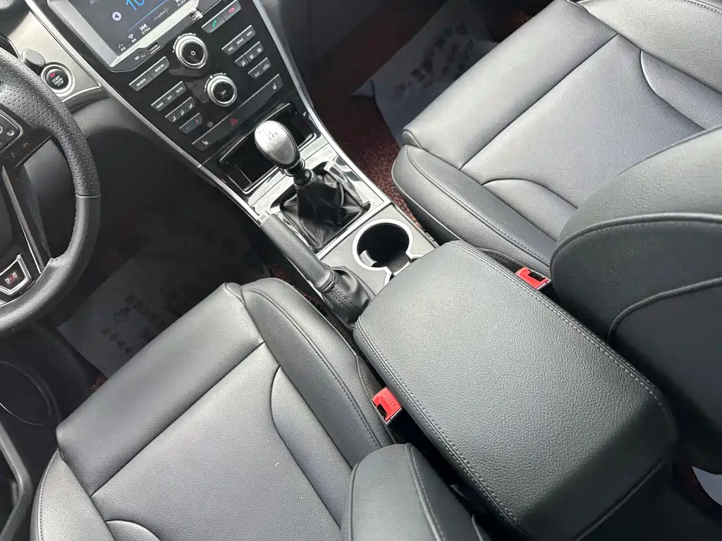 Haval H2 2015 — фото 14