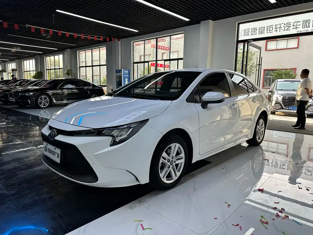 Toyota Levin 2020 — фото 1