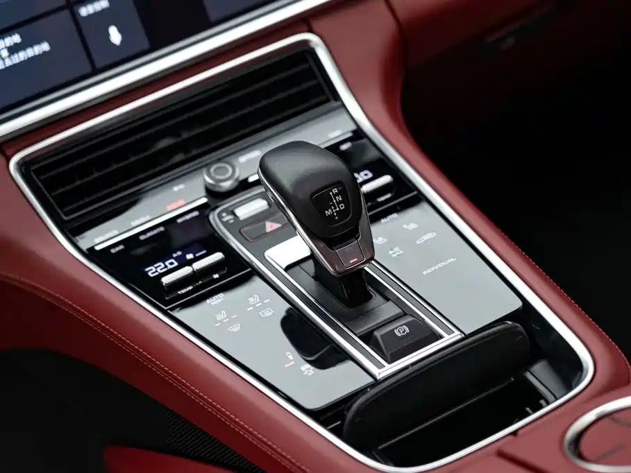 Porsche Panamera Hybrid 2022 — фото 18