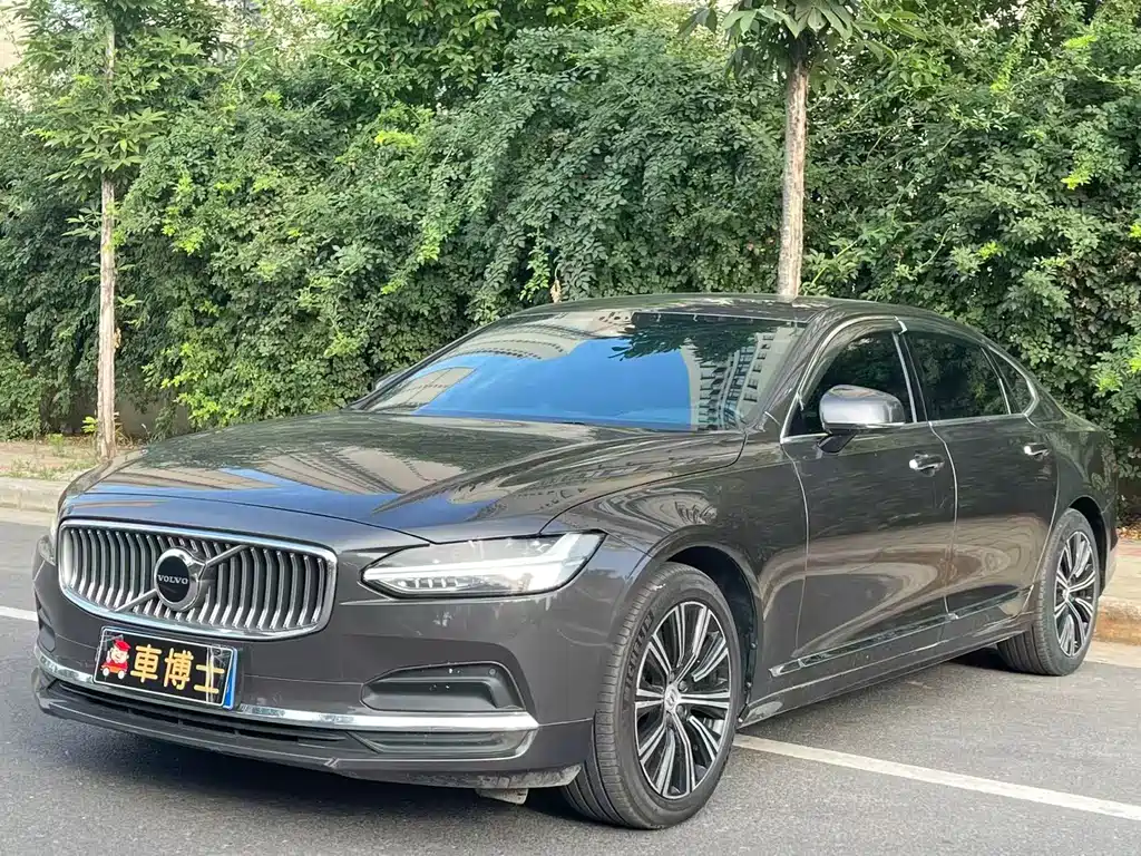 Volvo S90 2022