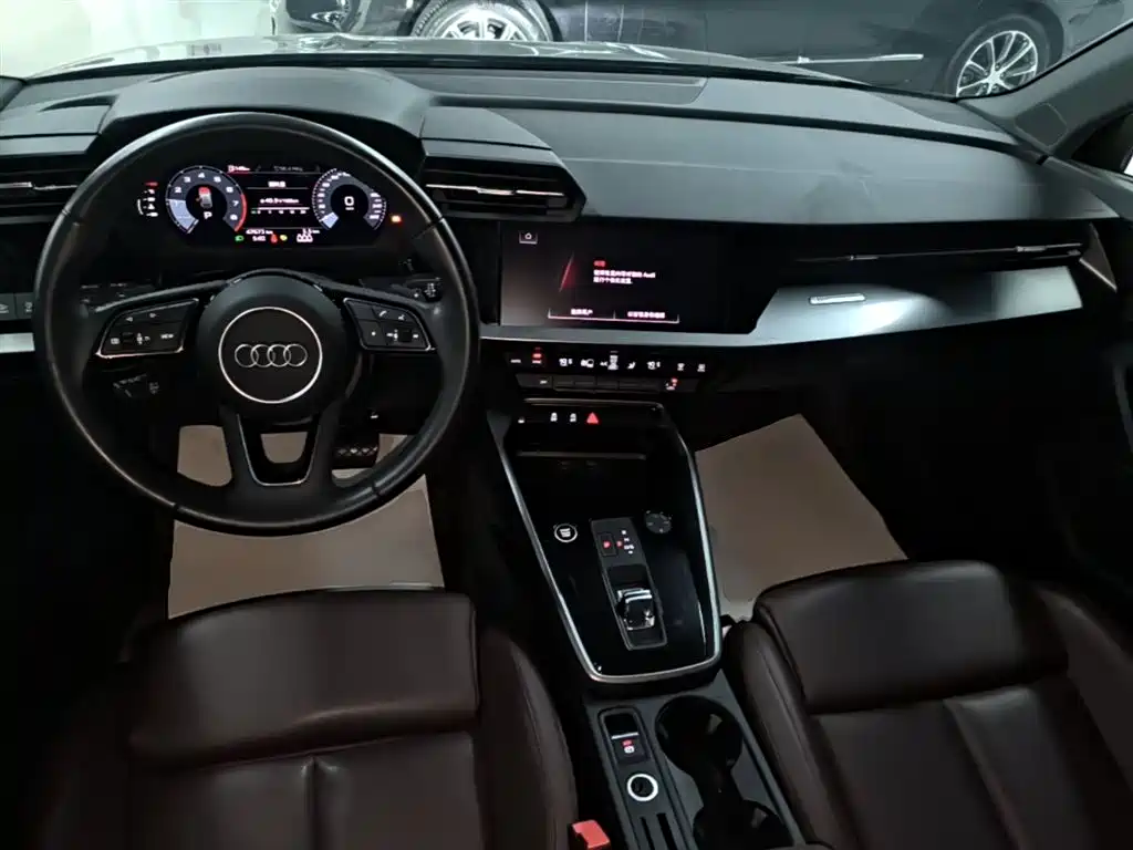 Audi A3 2021 — фото 10