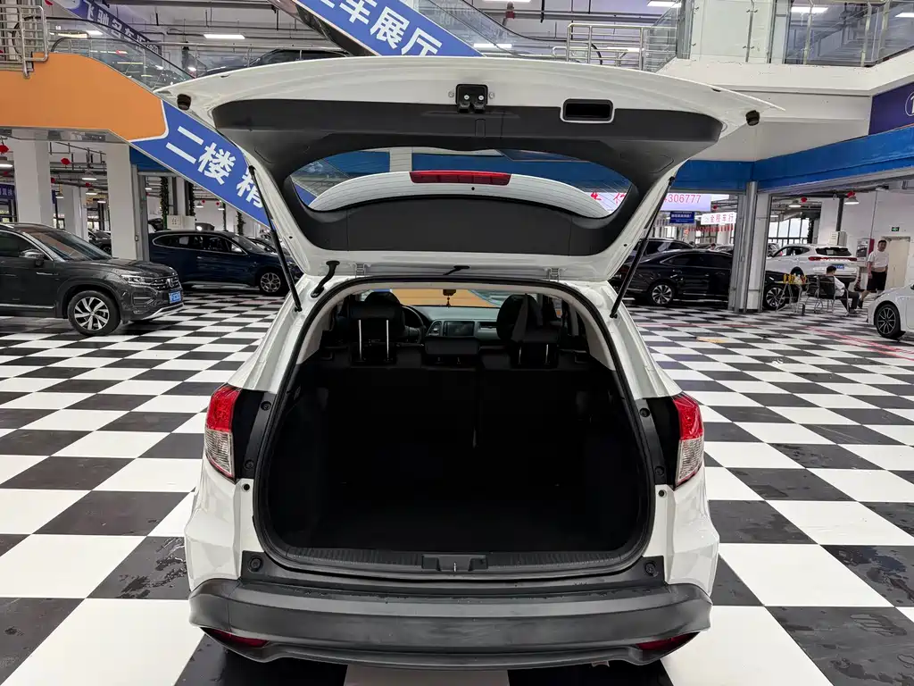 Honda Vezel 2021 — фото 13