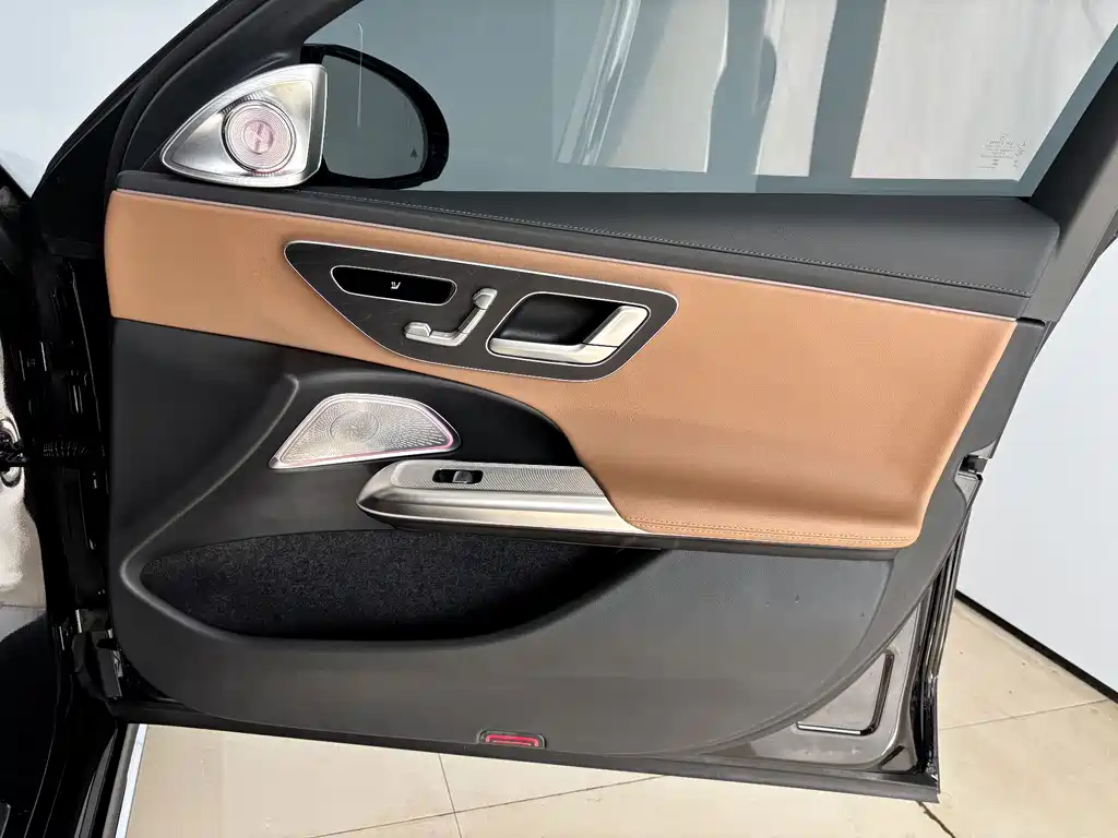 Mercedes-Benz E-Class New Energy 2025 — фото 24