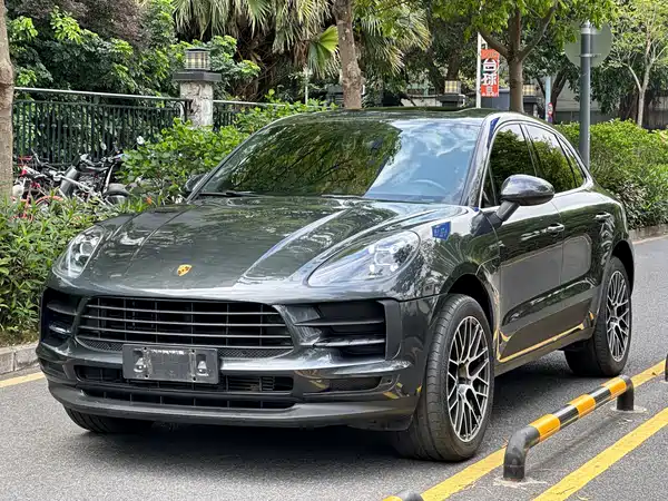 Porsche Macan 2020