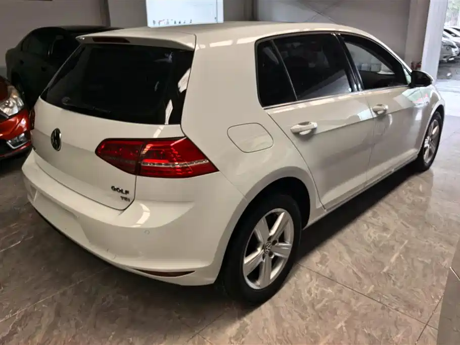 Volkswagen Golf 2015