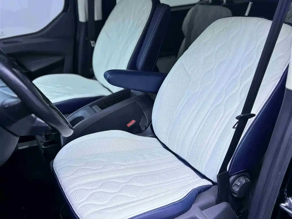 Ford Tourneo 2020 — фото 5