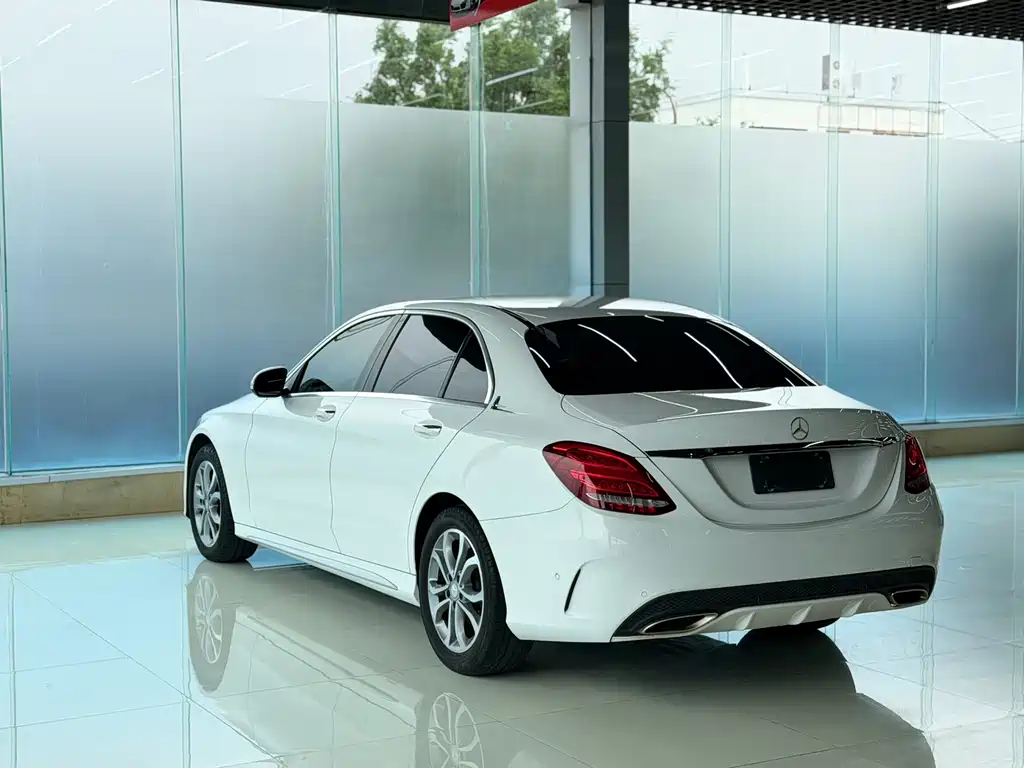 Mercedes-Benz C-Class 2017