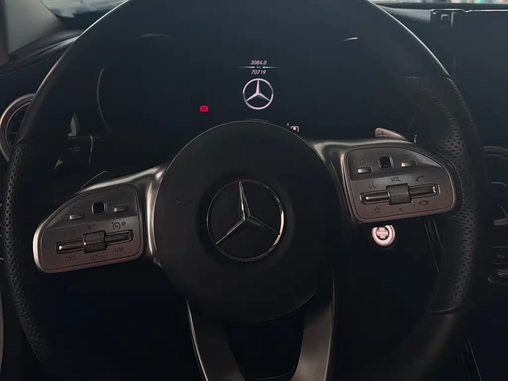 Mercedes-Benz C-Class 2020