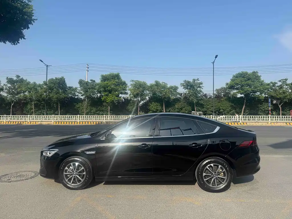 BYD Qin PLUS 2024 — фото 2