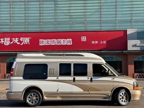 GMC SAVANA 2011