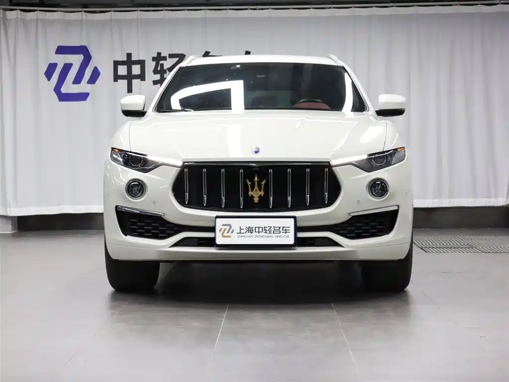 Maserati Levante 2023 — фото 2