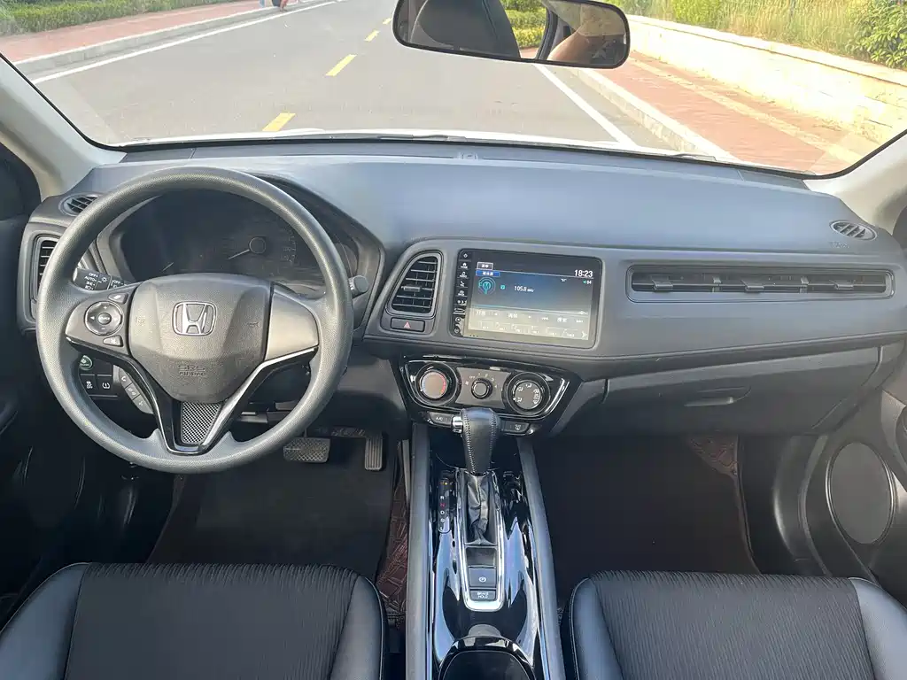 Honda Vezel 2021 — фото 4
